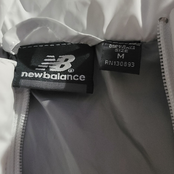 New Balance jacket size medium - Picture 2 of 2